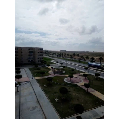 للبيع شقة في مساكن ١٠٤٠ بمدينة برج العرب