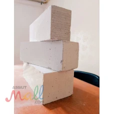  حلّ البناء العصري… الطوب الأبيض الخفيف