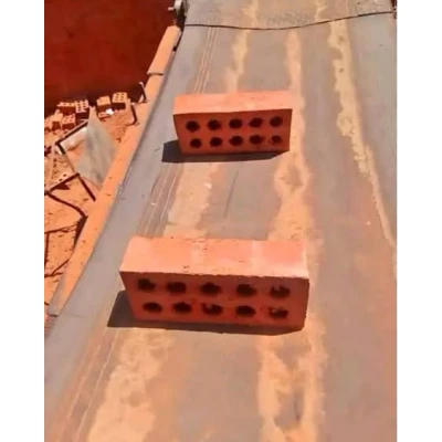 طوب احمر طفلي
